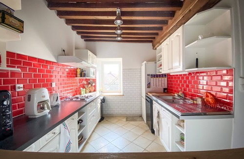 Champeau-en-Morvan House | Le Gîte de la tour - Morvan