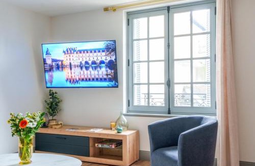 Old Town Apartment | Le Grand Colbert - By PrestiPlace