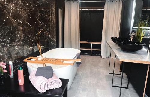 Justices House | Le grand nid douillet - Jacuzzi extérieur - Maison
