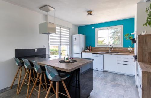 Saint-Germain-sur-Moine House | Le Grand Pin - Maison confortable et spacieuse