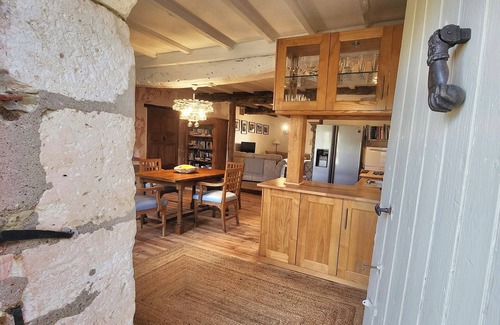 Celles Cottage | Le Grenier, a charming gîte on the side of a hill. Stunning views, stunning pool