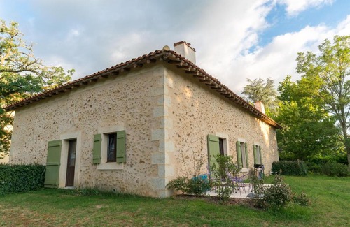 Losse House | Le Grillon