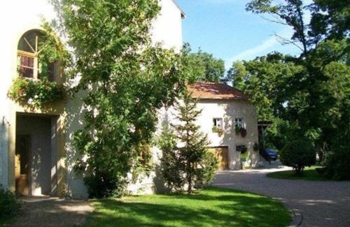 Brulange Bed & Breakfast | Le Jardin de Norah