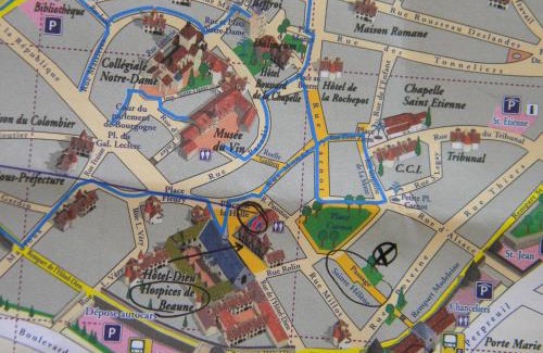 Beaune City Centre Apartment | Le jardin des chanceliers