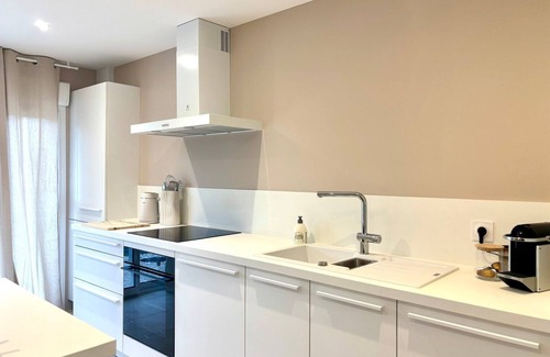 Sud-Gare House | LE JOUON - Magnificent Townhouse with Garden