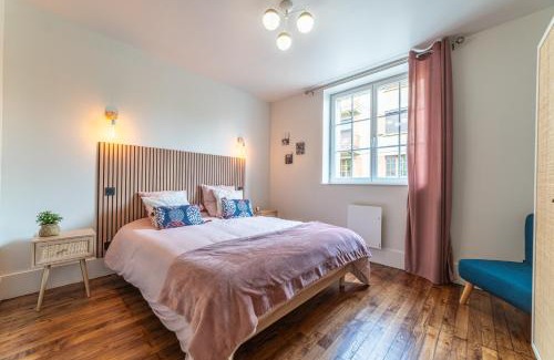 Paray-le-Monial Apartment | Le Jungle - Appt pour 6 avec parking privé