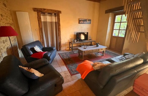 Rouffignac-Saint-Cernin-de-Reilhac House | Le Lapin sur le Toit - Magnifique grange du XVIIIème