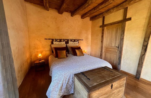 Rouffignac-Saint-Cernin-de-Reilhac House | Le Lapin sur le Toit - Magnifique périgourdine du 18ième siècle au calme
