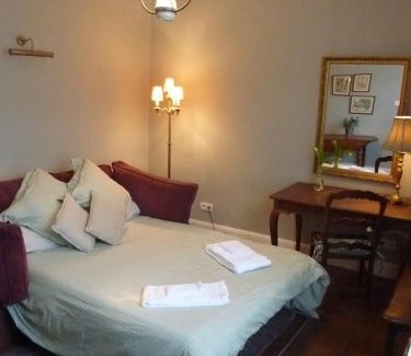 La Trimouille Bed & Breakfast | Le Logis Alexandra BnB