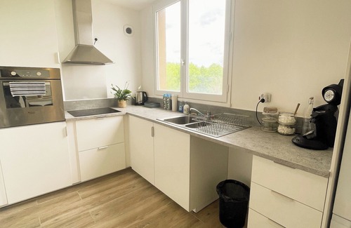 Le Mee-sur-Seine Apartment | Le Lumineux : Gare Proche - Boisson Chaude - Wifi