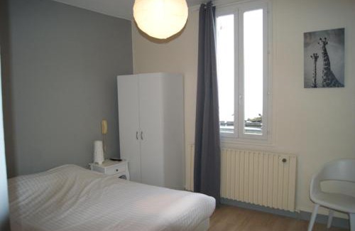 Chateau-Renault Hotel | Le Lurton