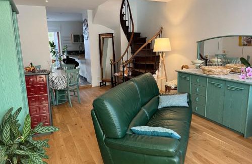 Lassay-les-Chateaux Apartment | Le Lys