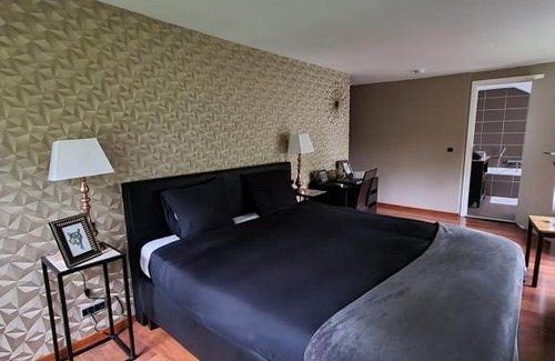 Ottignies-Louvain-la-Neuve Bed & Breakfast | Le Manoir De Morimont