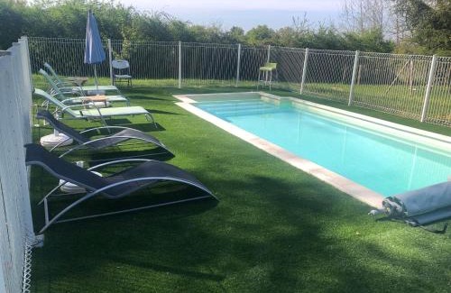 Cronat Bed & Breakfast | Le manoir de la Source au bord de l'EuroVélo 6