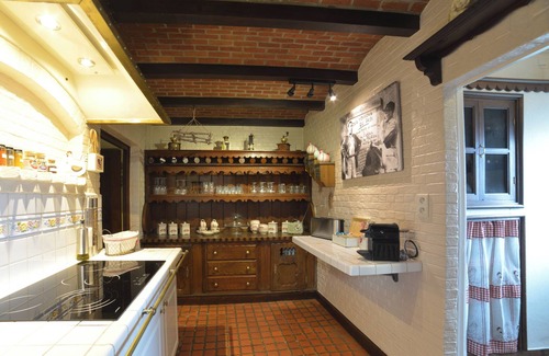 Chimay House | Le Manoir de Maubert