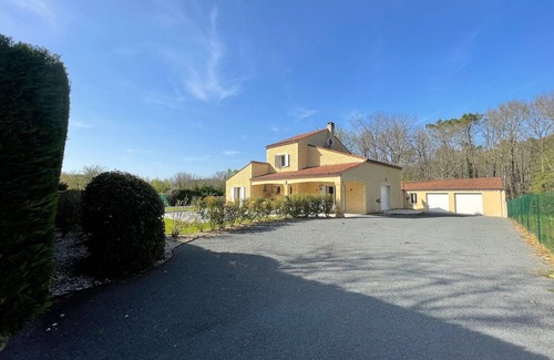Sarlat-la-Caneda House | Le Mas de Sarlat welcomes you. Your private home with heated swimming pool.