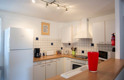 Thuir Apartment | Le Mas San Julian, lodges with swimming pool, children's playroom, large garden