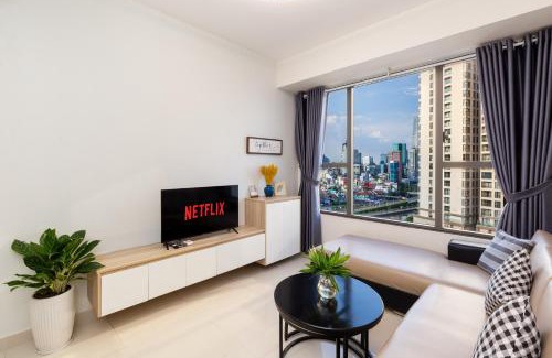 Bach Dang Riverside Apartment | Le May Home Rivergate Luxury Apartment Near Ben Thanh