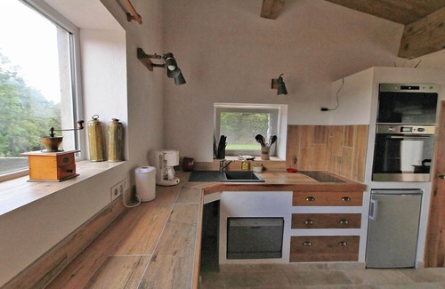 Le Cros Cottage | Le Mazet des Clauzals: 2 room gite on the Larzac in Le Cros