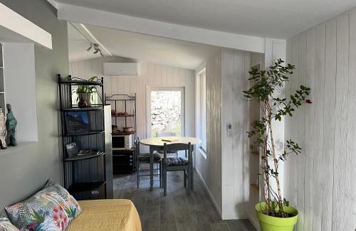 Causse-de-la-Selle House | Le Mazet du Domiel