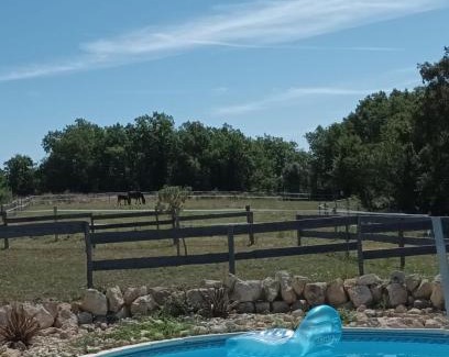 Gueyze House | Le Merlat Gite