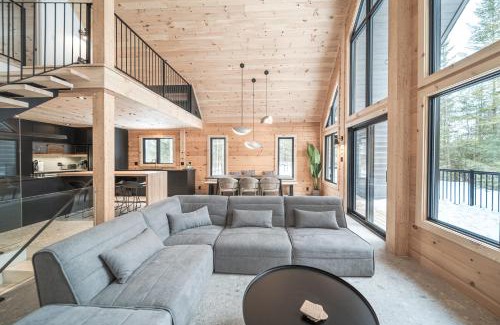 Amherst Ski Chalet | Le Mitik Tremblant - SPA - LACS - PLAGES - JEUX