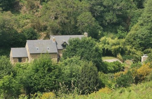 Riec-sur-Belon House | Le Moulin bordé par l'Aven