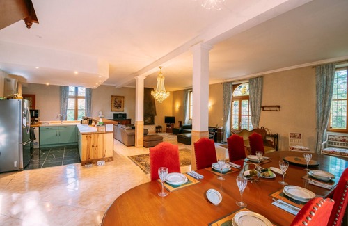 Mezin House | Le Moulin du Pont