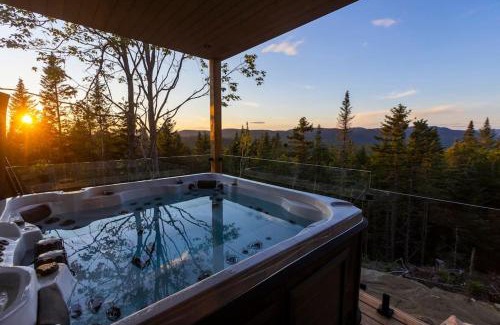 Lac Beauport Ski Chalet | Le Nørr - Maelström (CITQ #302901)