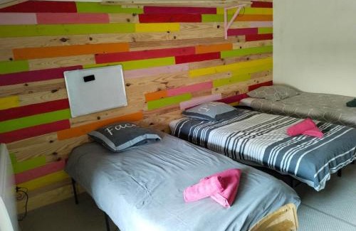 Remoulins Apartment | LE NID Appt 2 chambres Proche Pont du Gard