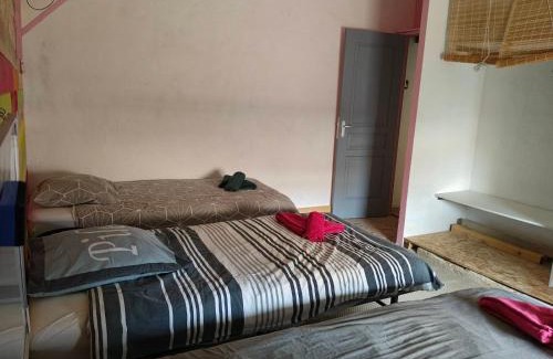 Remoulins Apartment | LE NID Appt 2 chambres Proche Pont du Gard