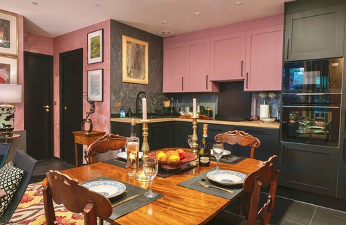 Lamorlaye Apartment | Le Nid d'Iflissen - Luxury apartment