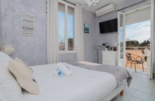 Mandelieu-La-Napoule Hotel | Le Panel