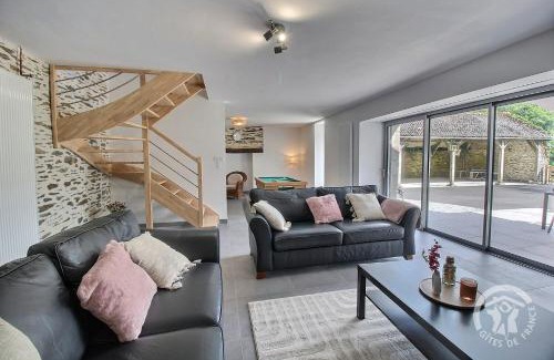 Saint-Gilles-du-Vieux-Marche House | Le paradis perdu