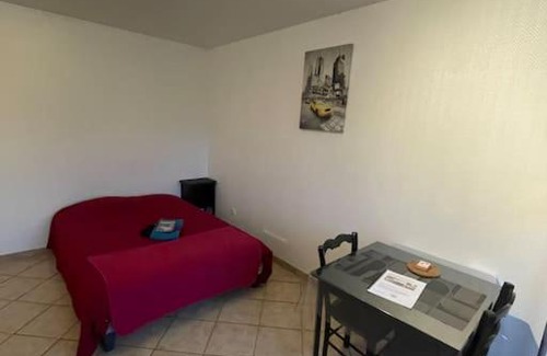 Paroy-sur-Tholon Apartment | Le passage