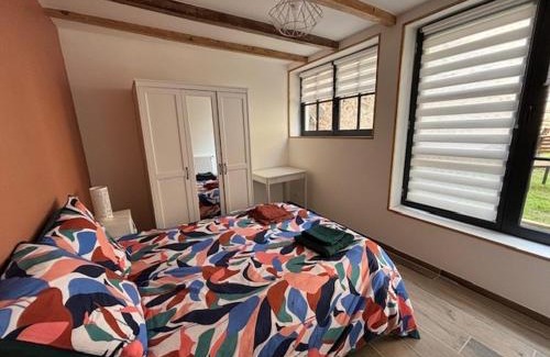 Cluny Apartment | Le Patio de l'Abbaye