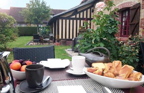 Beuvron-en-Auge Bed & Breakfast | Le Pave d'Hotes