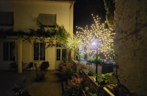 Bagneres-de-Bigorre House | Le Pavillon de l'Intemporelle Bagnères de Bigorre