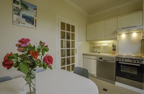 Saint-Julien-les-Villas Apartment | Le Petit Jardin Sancéen