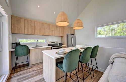 Sainte-Beatrix House | Le Petit Bijou - Cozy, nature & river access