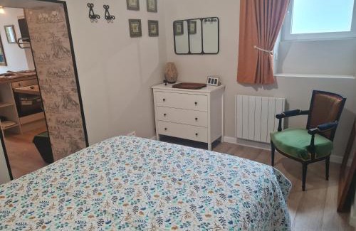 Courlay Apartment | Le Petit Gite du Roy
