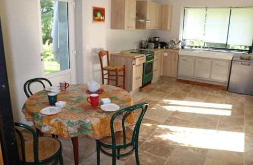 Nailly House | Le Petit Moulin Côté Jardin