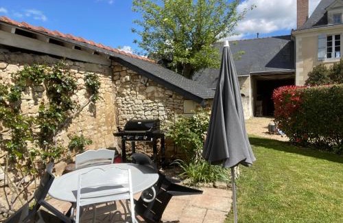 Noyant-la-Plaine House | Le petit Pavillon