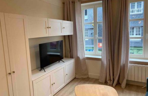 Pont-l'Eveque Apartment | Le petit pontépiscopien