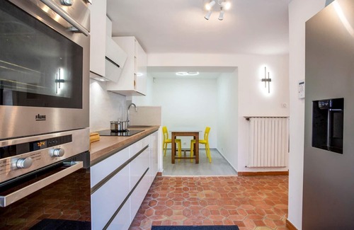Cabris Villa | Le Petit Prince - Five Bedroom Villa, Sleeps 10