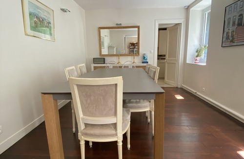 Notre-Dame House | Le Petit Versailles - Quiet house in the city center - Near the Palace
