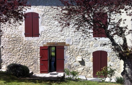 Gueyze House | Le Petite Grange Gite