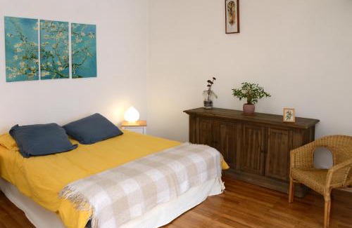 Lompnes Apartment | Le pied-à-terre du botaniste