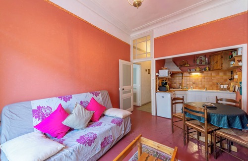 Nyons Apartment | Le Pontias - Ambiance Art Déco