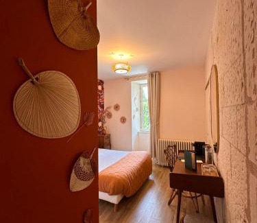 Chedigny Bed & Breakfast | Le Presbytère Maison Flore